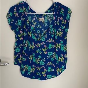 Hollister T-Shirt